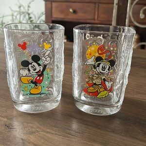 Set of 2 Vintage Mickey Mouse Hollywood Studios 2000 Glass McDonald's